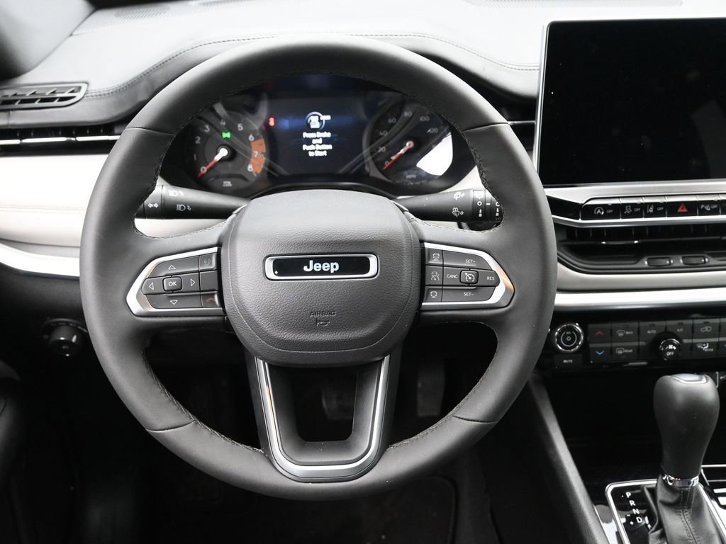 Used 2026 Jeep Compass Limited image 21