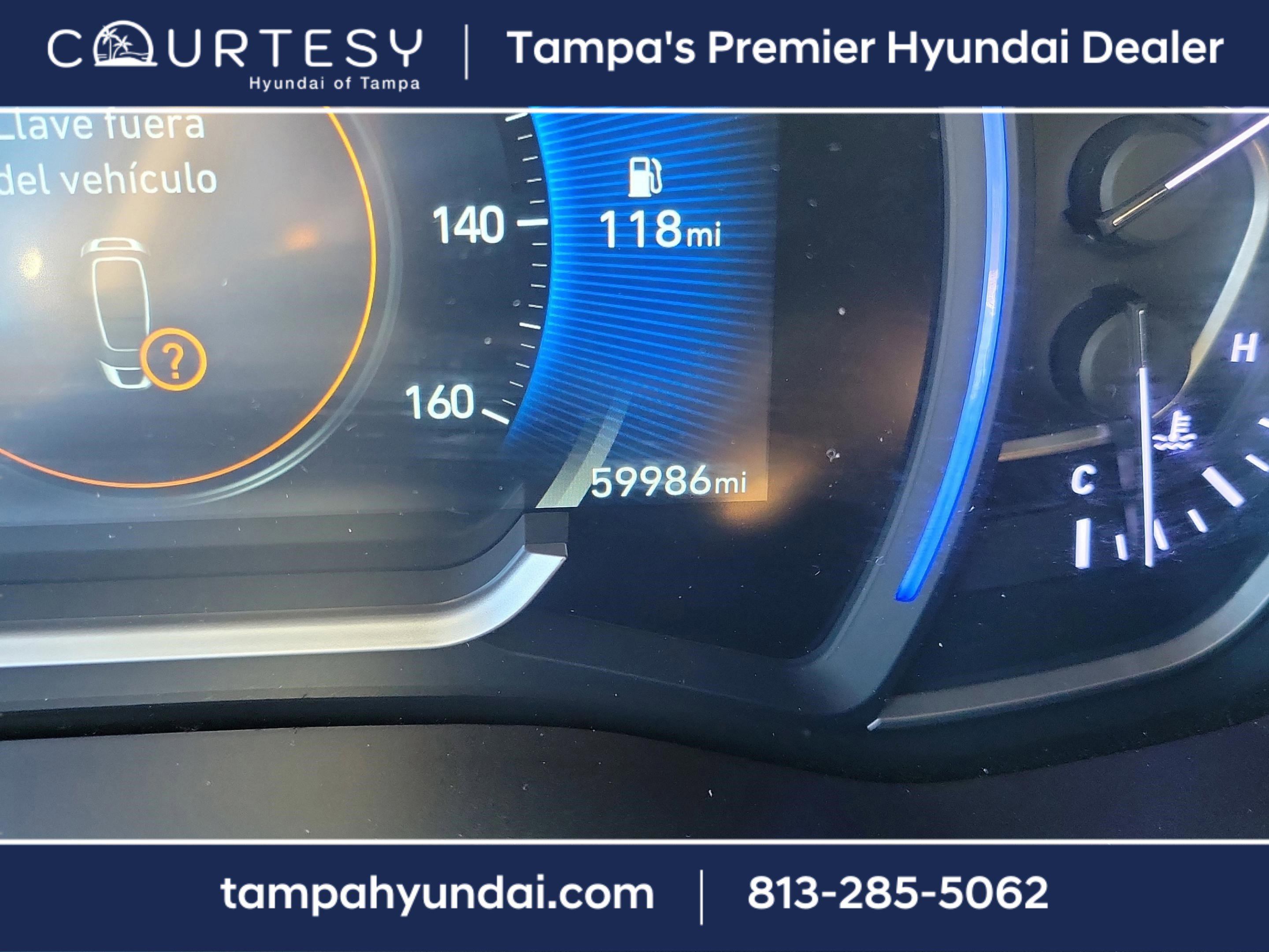 Certified 2020 Hyundai Santa Fe Limited image 17