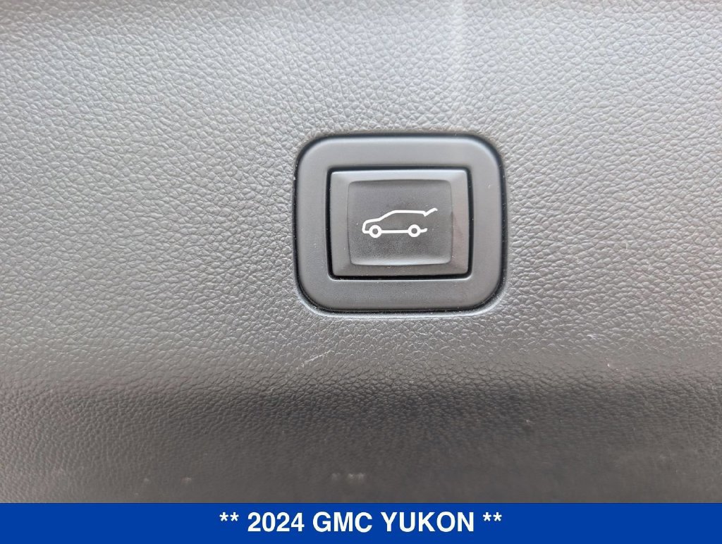 Used 2024 GMC Yukon Denali w/ Advanced Technology Package AWD/4WD image 40