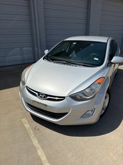 Used 2013 Hyundai Elantra GLS w/ Preferred Pkg FWD image 2