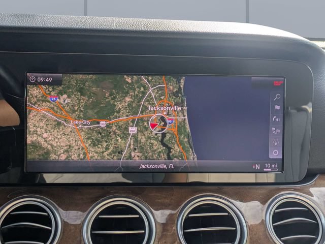 Used 2018 Mercedes-Benz E 300 image 22