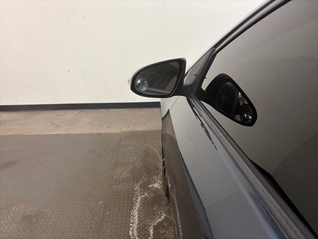 Used 2018 Toyota Corolla SE image 13