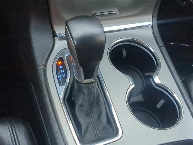 Used 2021 Jeep Grand Cherokee Laredo X image 12