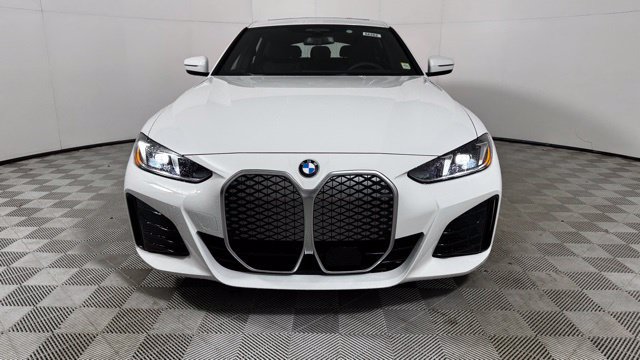 New 2026 BMW i4 xDrive40i w/ M Sport Package AWD/4WD image 2