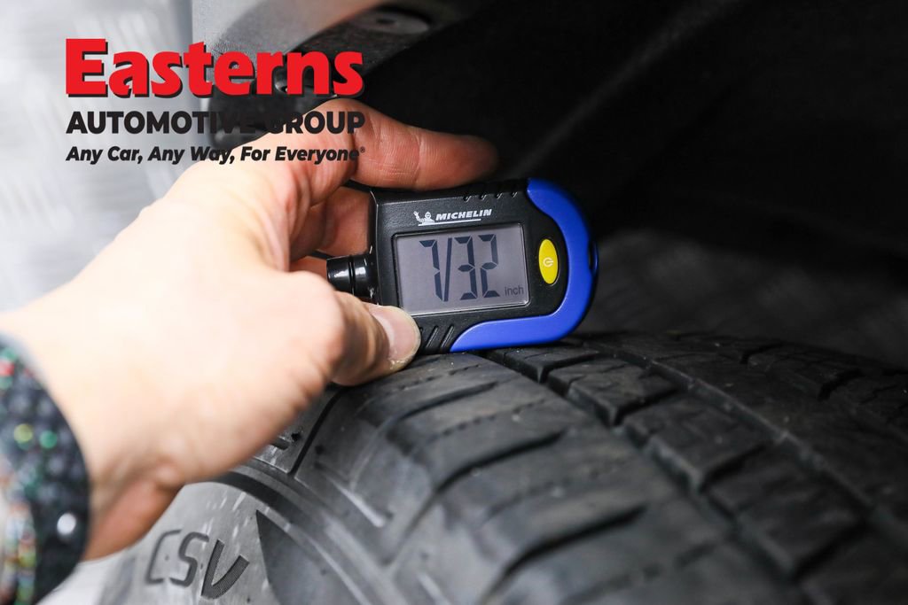 Used 2021 Toyota RAV4 XLE w/ Convenience Package image 29