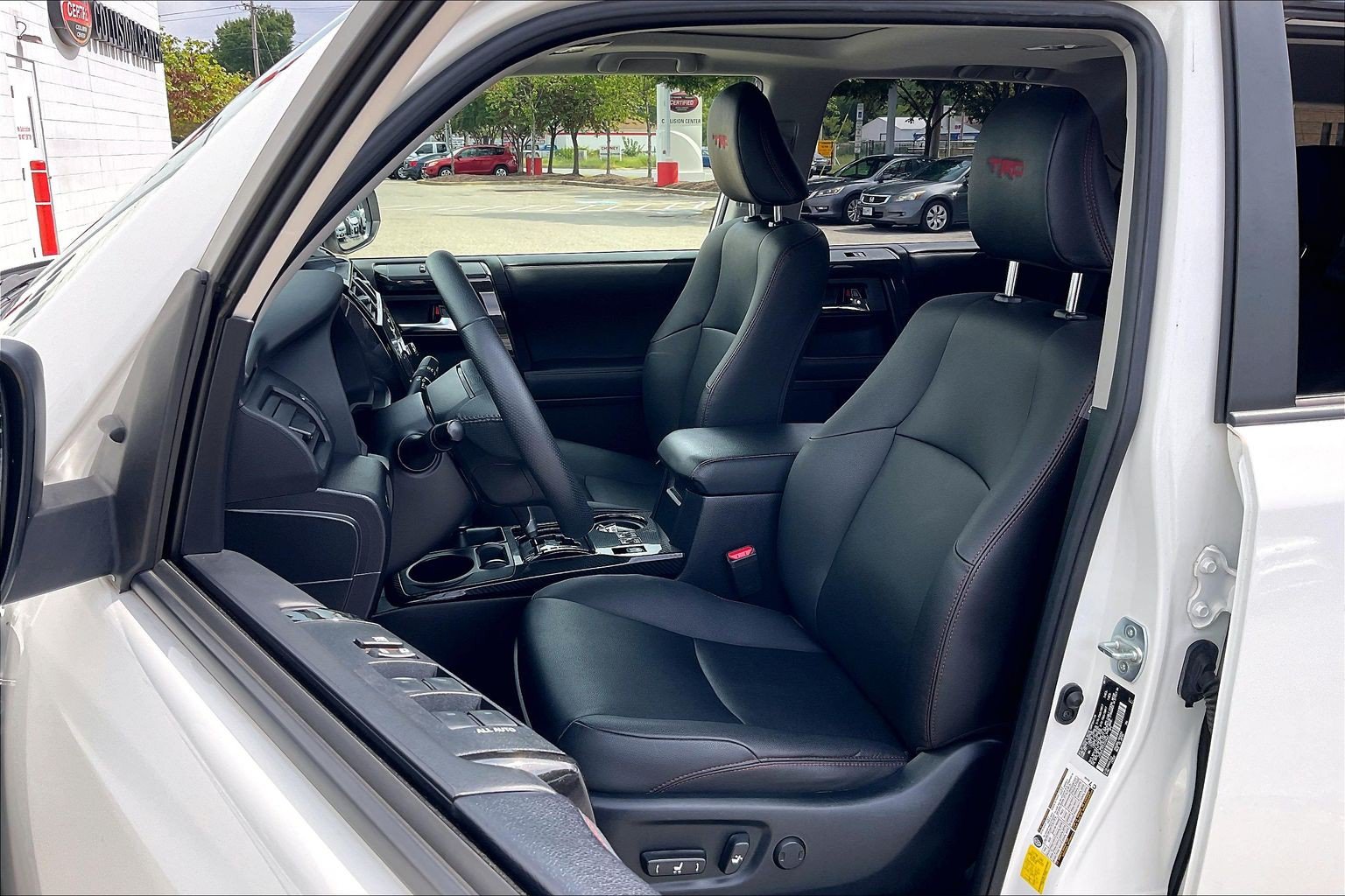 Used 2020 Toyota 4Runner TRD Off-Road Premium w/ Moonroof Package AWD/4WD image 30