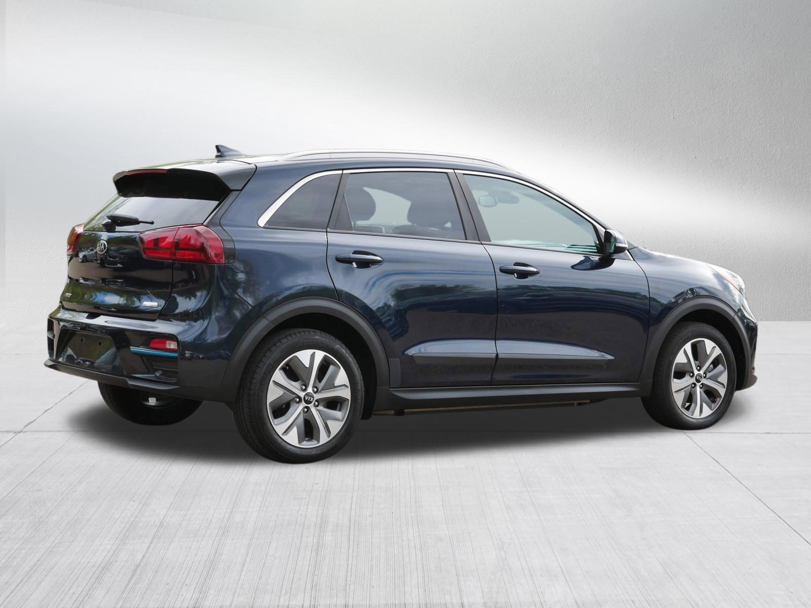 Certified 2021 Kia Niro EX w/ Cold Weather Package FWD image 7
