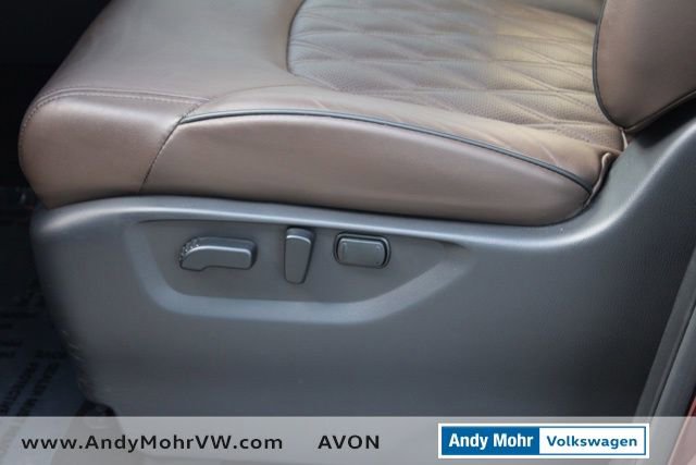 Used 2024 Nissan Armada Platinum w/ Captain's Chairs Package image 17