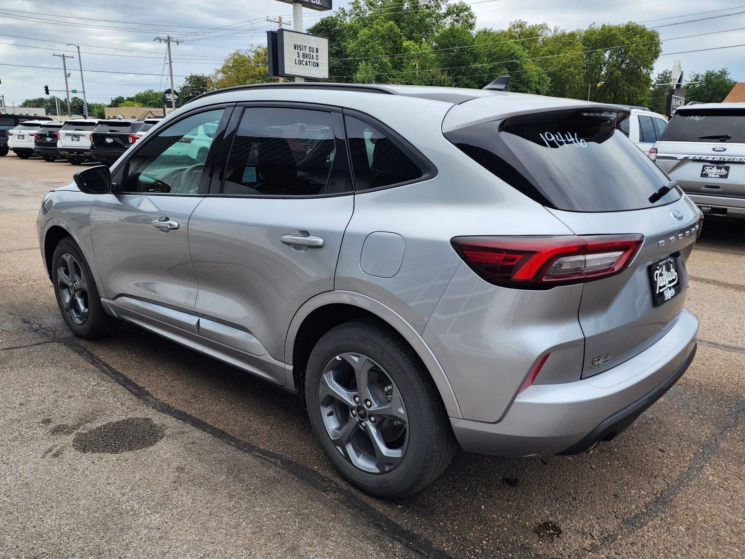 Used 2024 Ford Escape ST-Line image 5