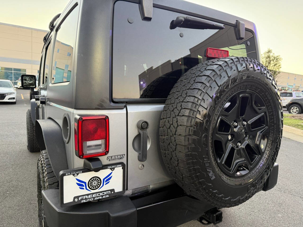 Used 2016 Jeep Wrangler Unlimited Sport image 11