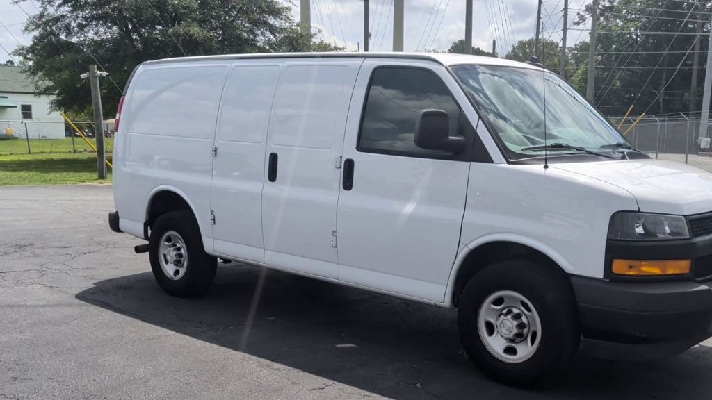 Used 2018 Chevrolet Express 2500 w/ Driver Convenience Package RWD image 2