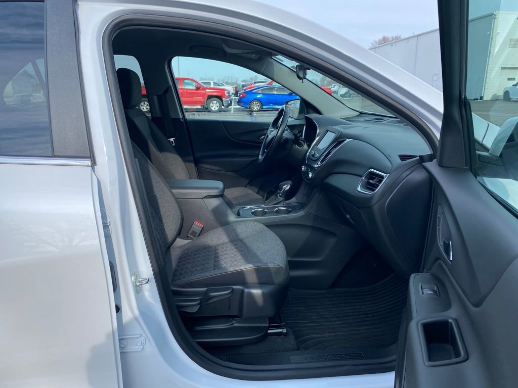 Used 2022 Chevrolet Equinox LT image 12