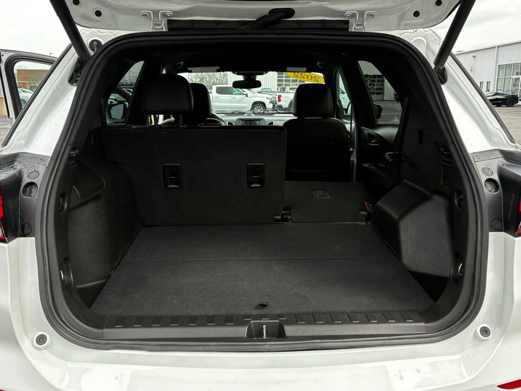 Used 2022 Chevrolet Equinox RS image 39