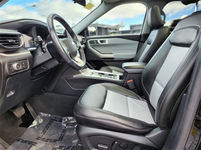 Certified 2022 Ford Explorer XLT w/ Equipment Group 202A image 20