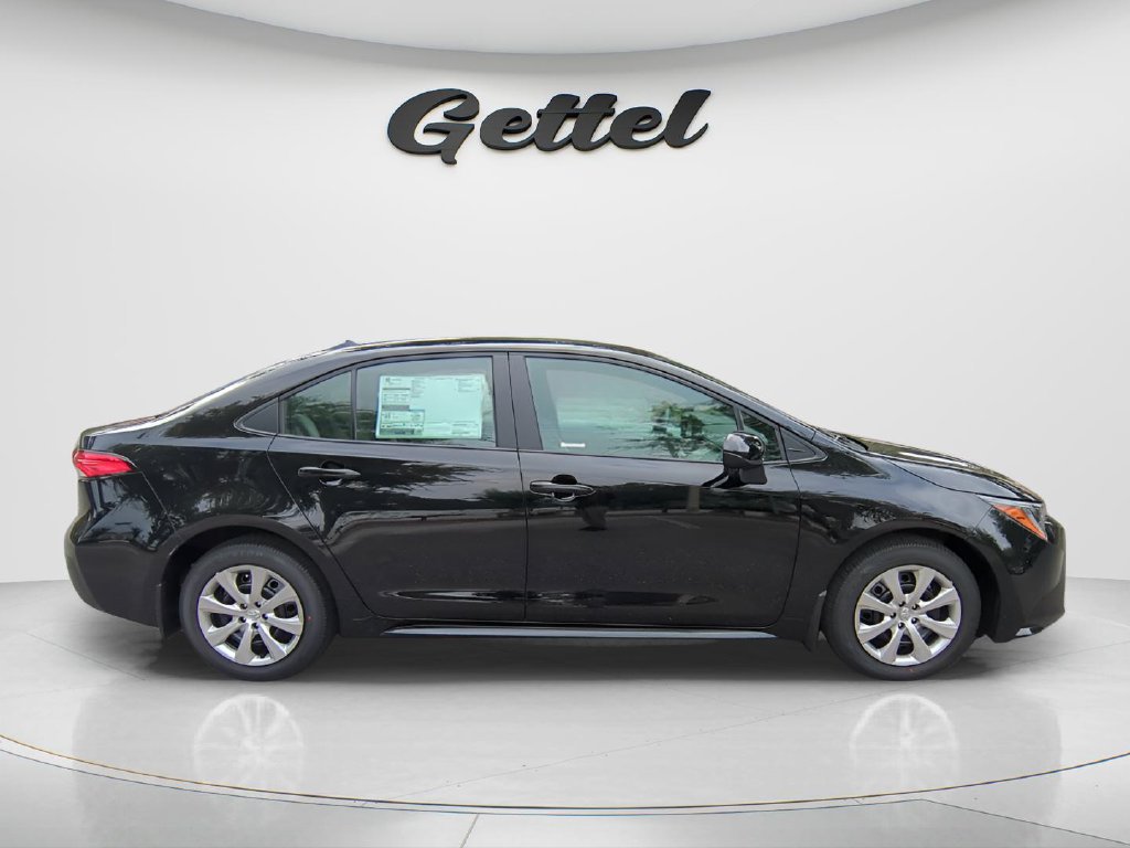 Certified 2026 Toyota Corolla LE FWD image 4
