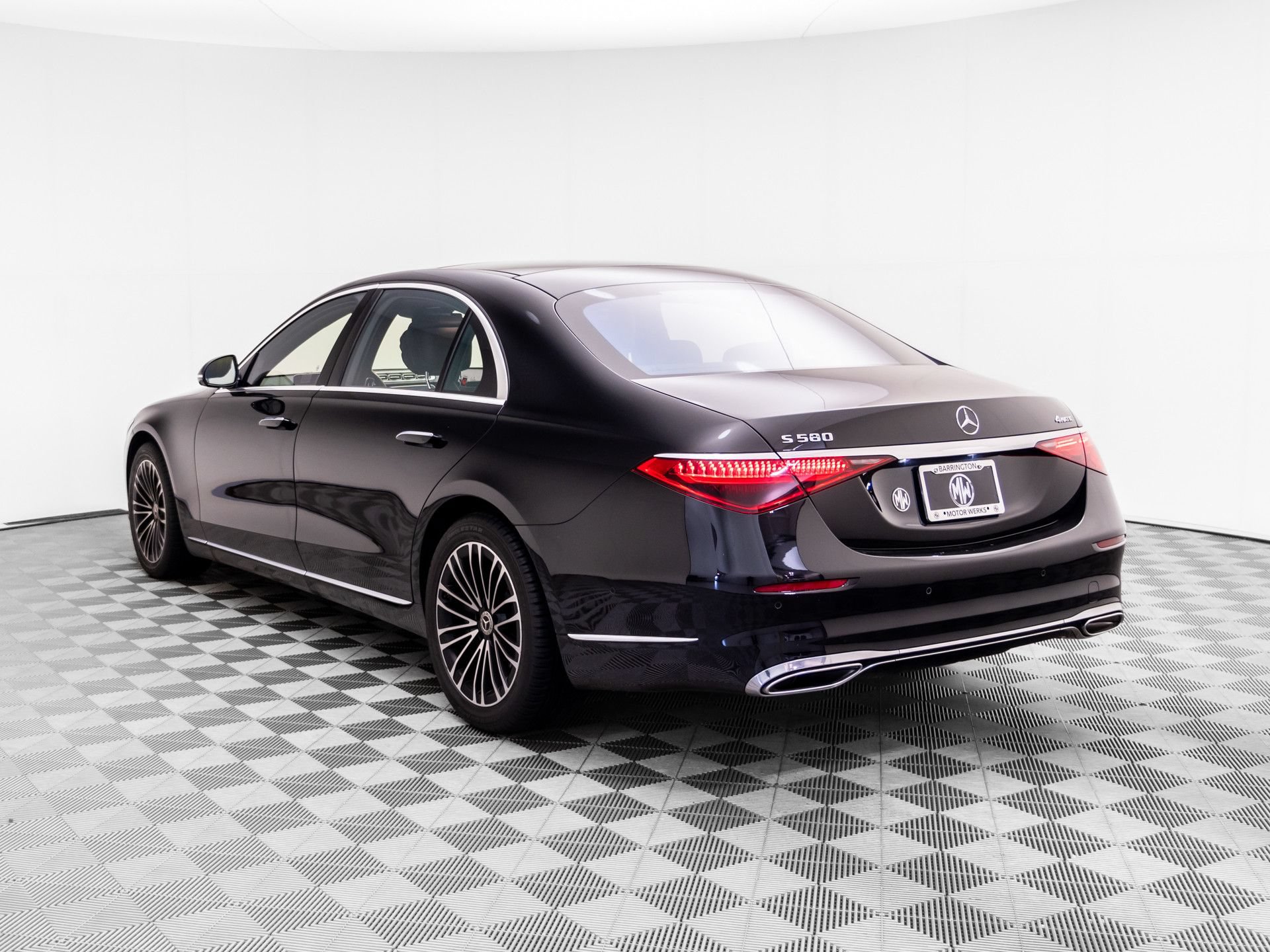 Used 2021 Mercedes-Benz S 580 4MATIC Sedan video 3