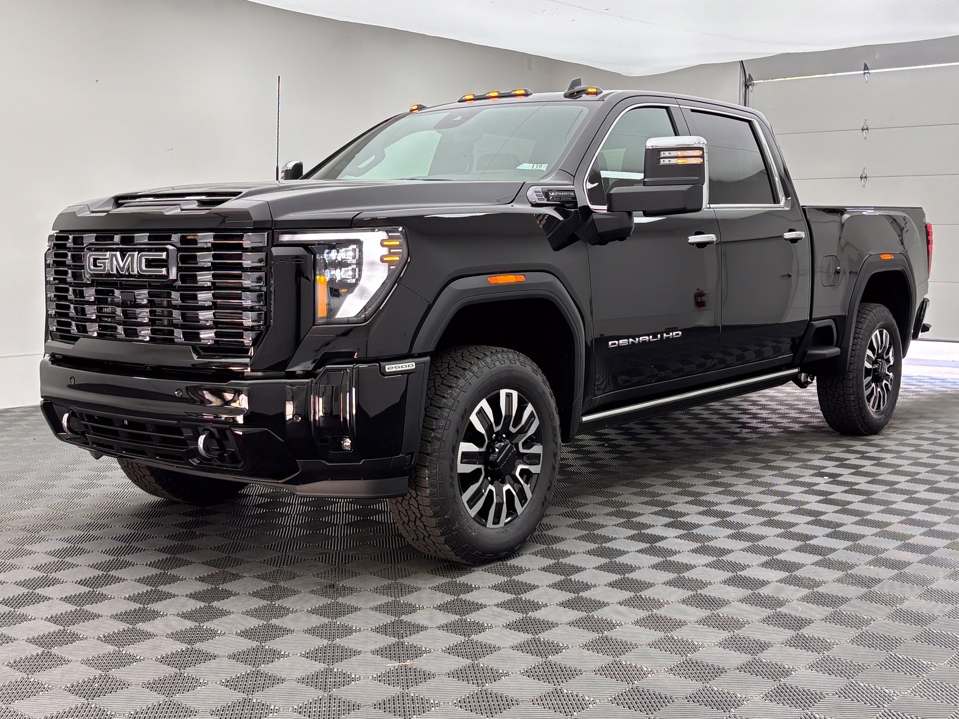New 2026 GMC Sierra 2500 Denali Ultimate AWD/4WD image 2