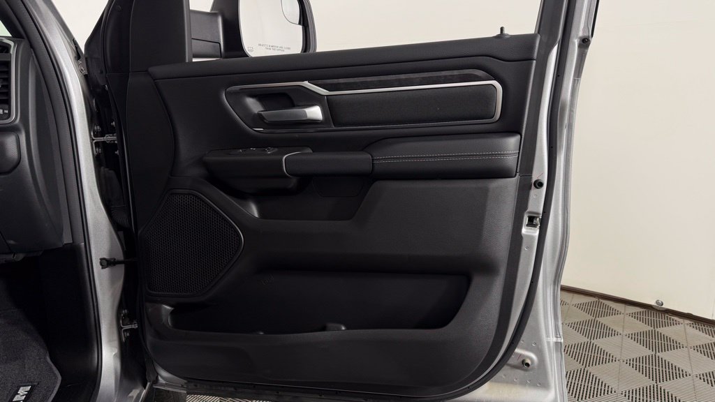 Used 2024 RAM 1500 Big Horn AWD/4WD image 29