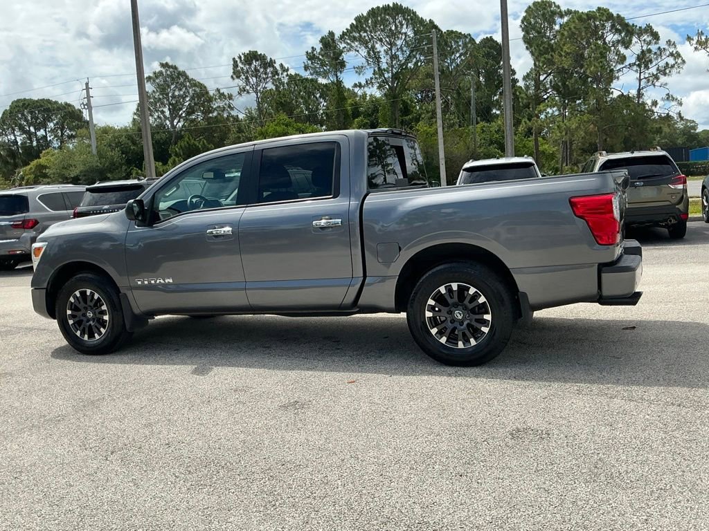 Used 2021 Nissan Titan SV w/ SV Convenience Package RWD image 7