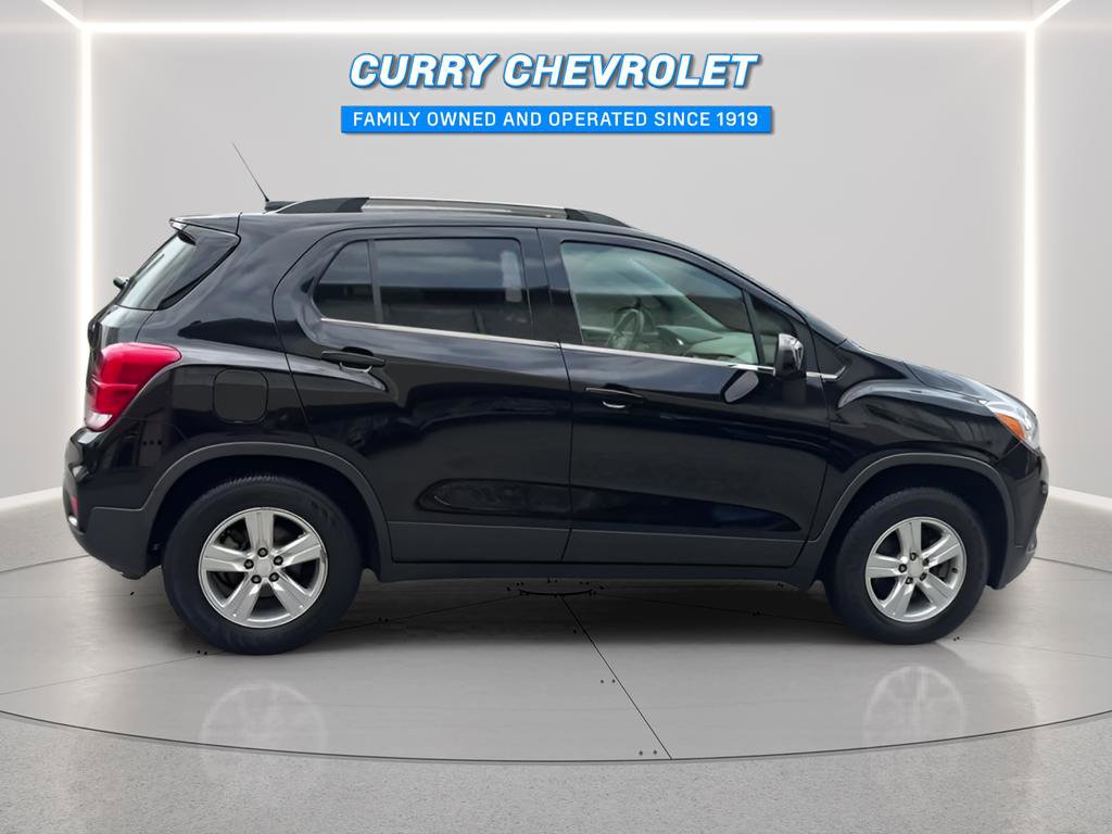Used 2020 Chevrolet Trax LT image 14