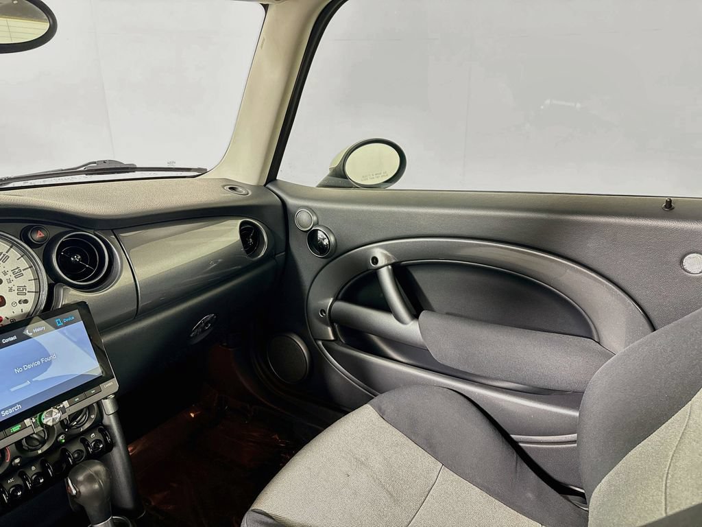 Used 2006 MINI Cooper S FWD image 22