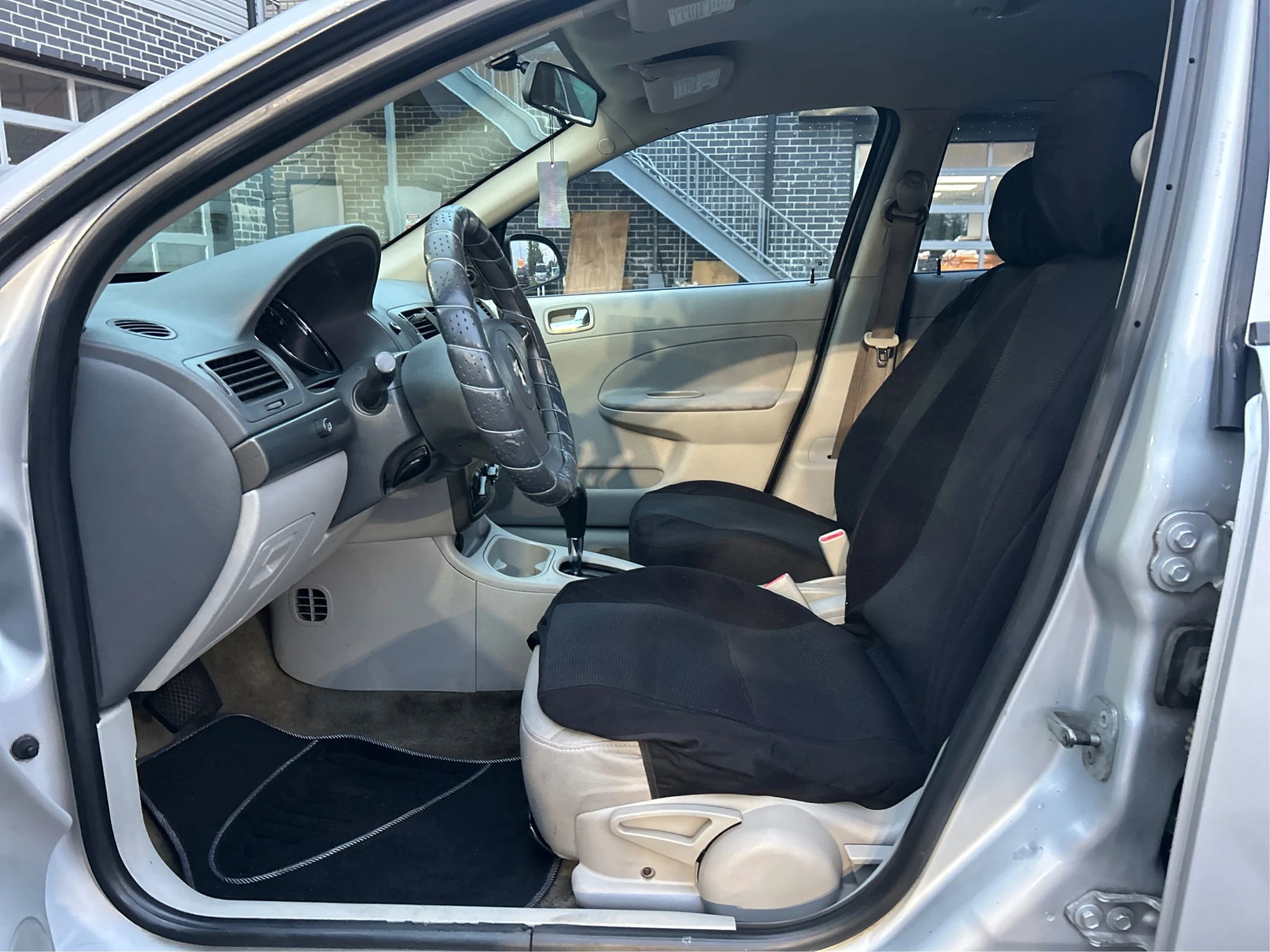 Used 2007 Chevrolet Cobalt LS image 10