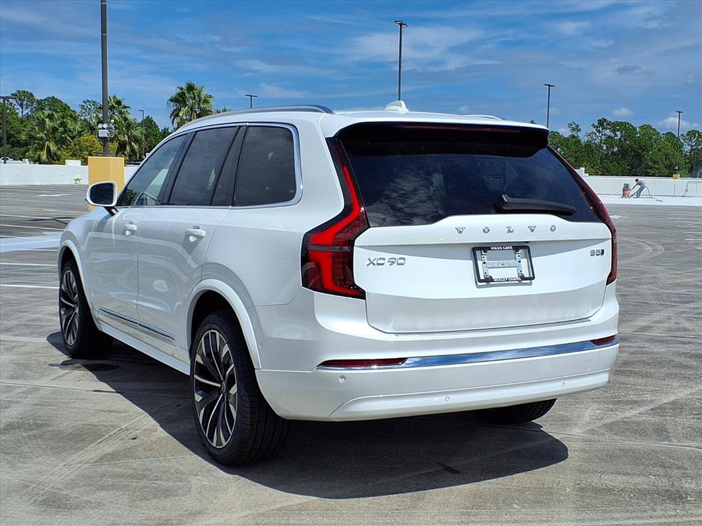 New 2026 Volvo XC90 B5 Plus w/ Protection Package Premier AWD/4WD image 5