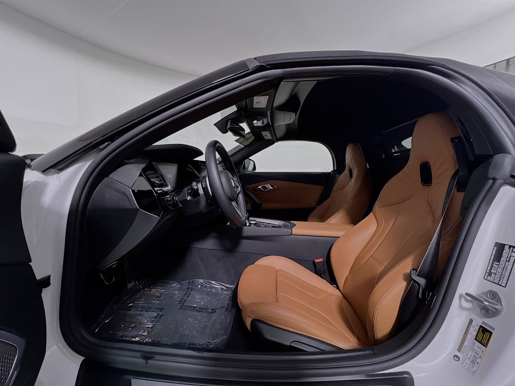 Used 2025 BMW Z4 sDrive30i w/ Premium Package image 15