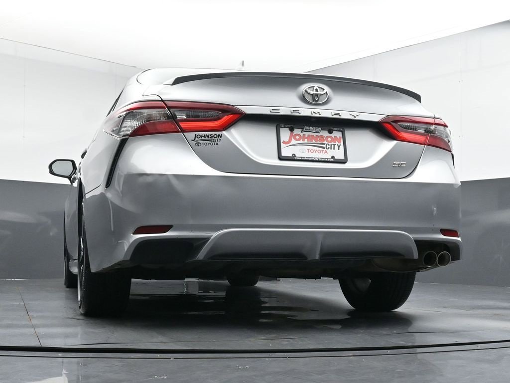 Used 2022 Toyota Camry SE image 40