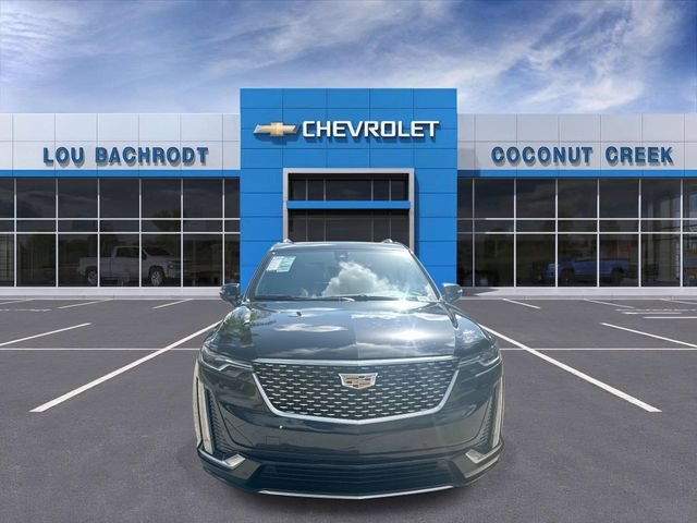 Used 2023 Cadillac XT6 Premium Luxury FWD image 3