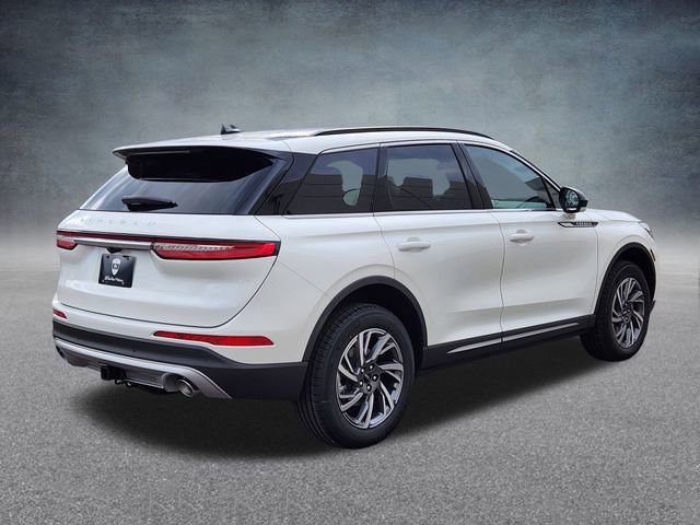 New 2026 Lincoln Corsair Premiere w/ Towing Package image 7