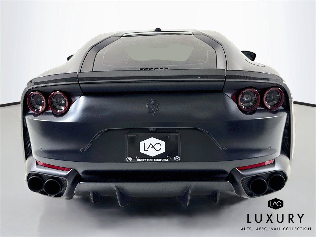 Used 2020 Ferrari 812 Superfast RWD image 6