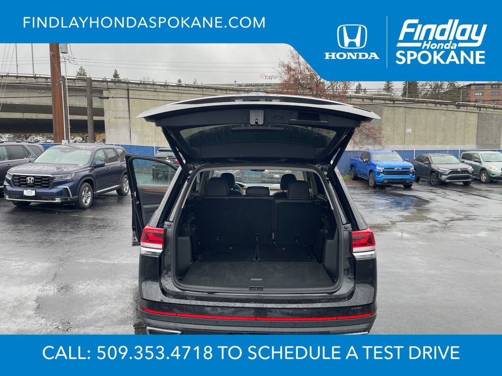 Used 2024 Volkswagen Atlas SE image 22