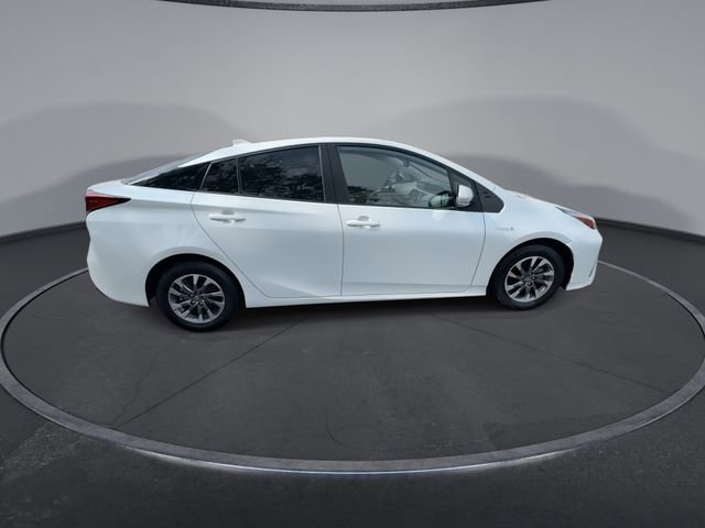 Used 2022 Toyota Prius XLE w/ Premium Convenience Package image 16