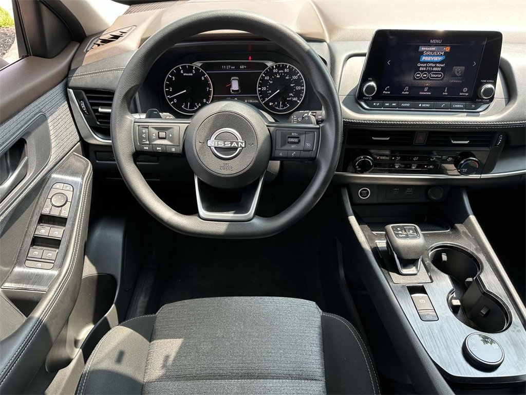 Used 2022 Nissan Rogue S image 7