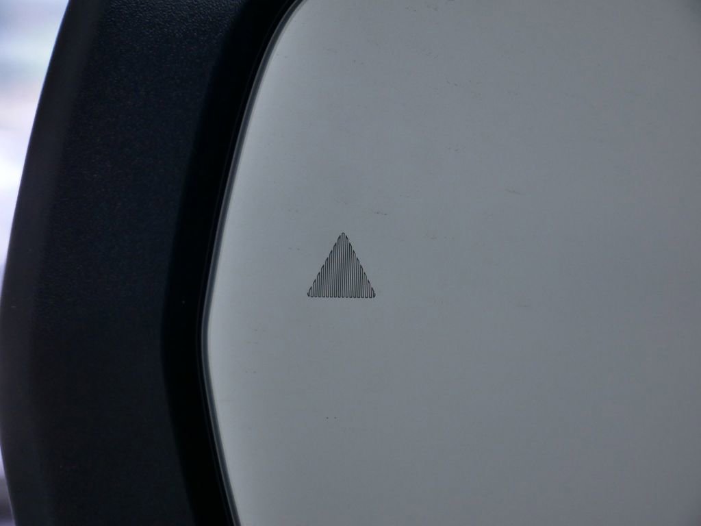 Certified 2024 Jeep Grand Cherokee Laredo w/ Luxury Tech Group I image 38