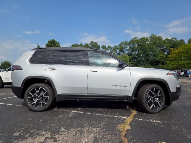 New 2026 Jeep Cherokee Overland w/ Advanced Pro Tech Group AWD/4WD image 28