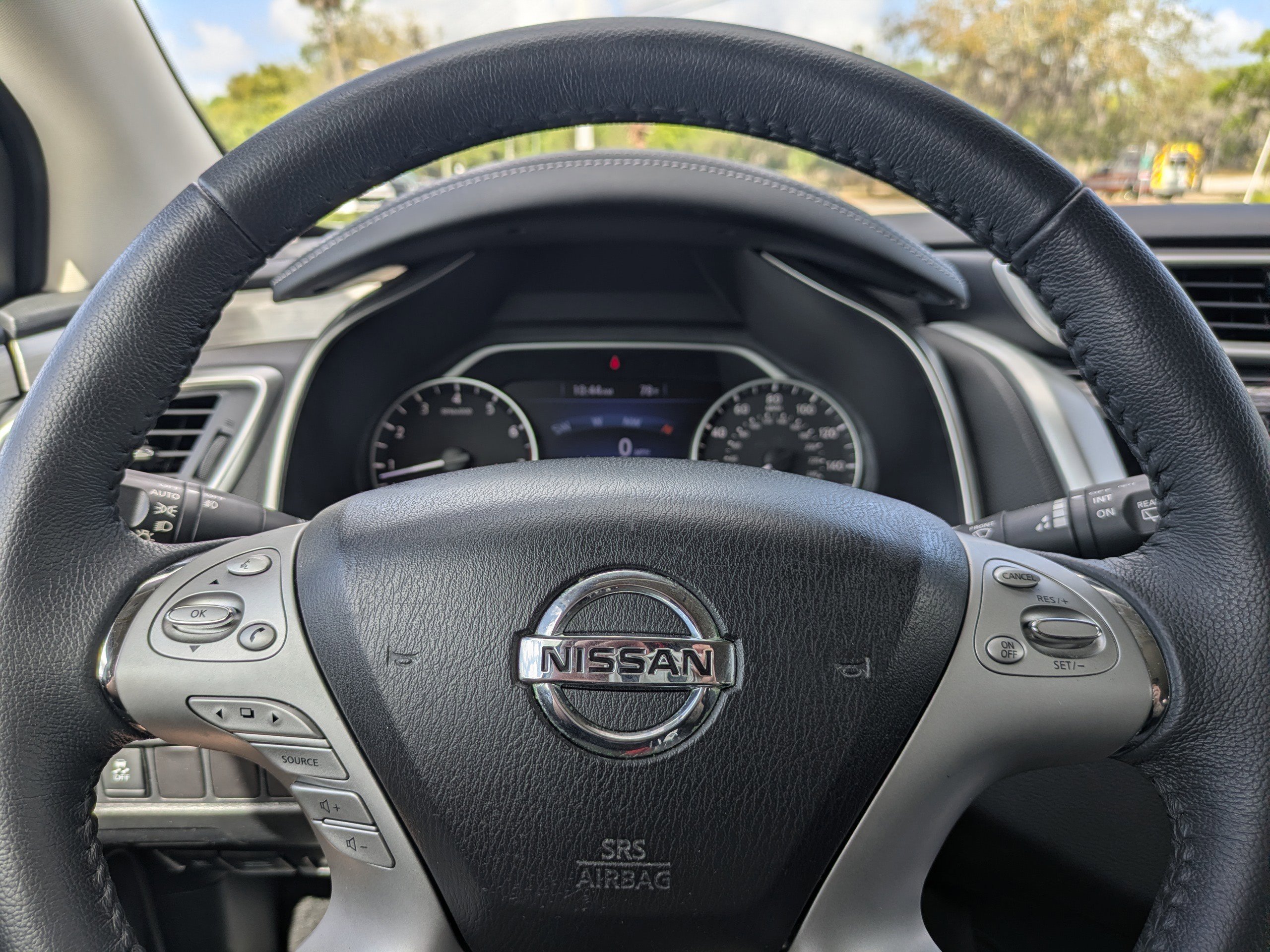 Used 2017 Nissan Murano SV image 28