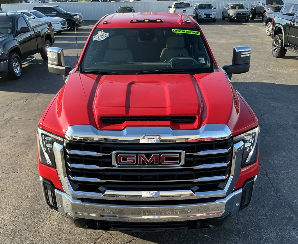 Used 2024 GMC Sierra 3500 SLT w/ SLT Convenience Package image 11
