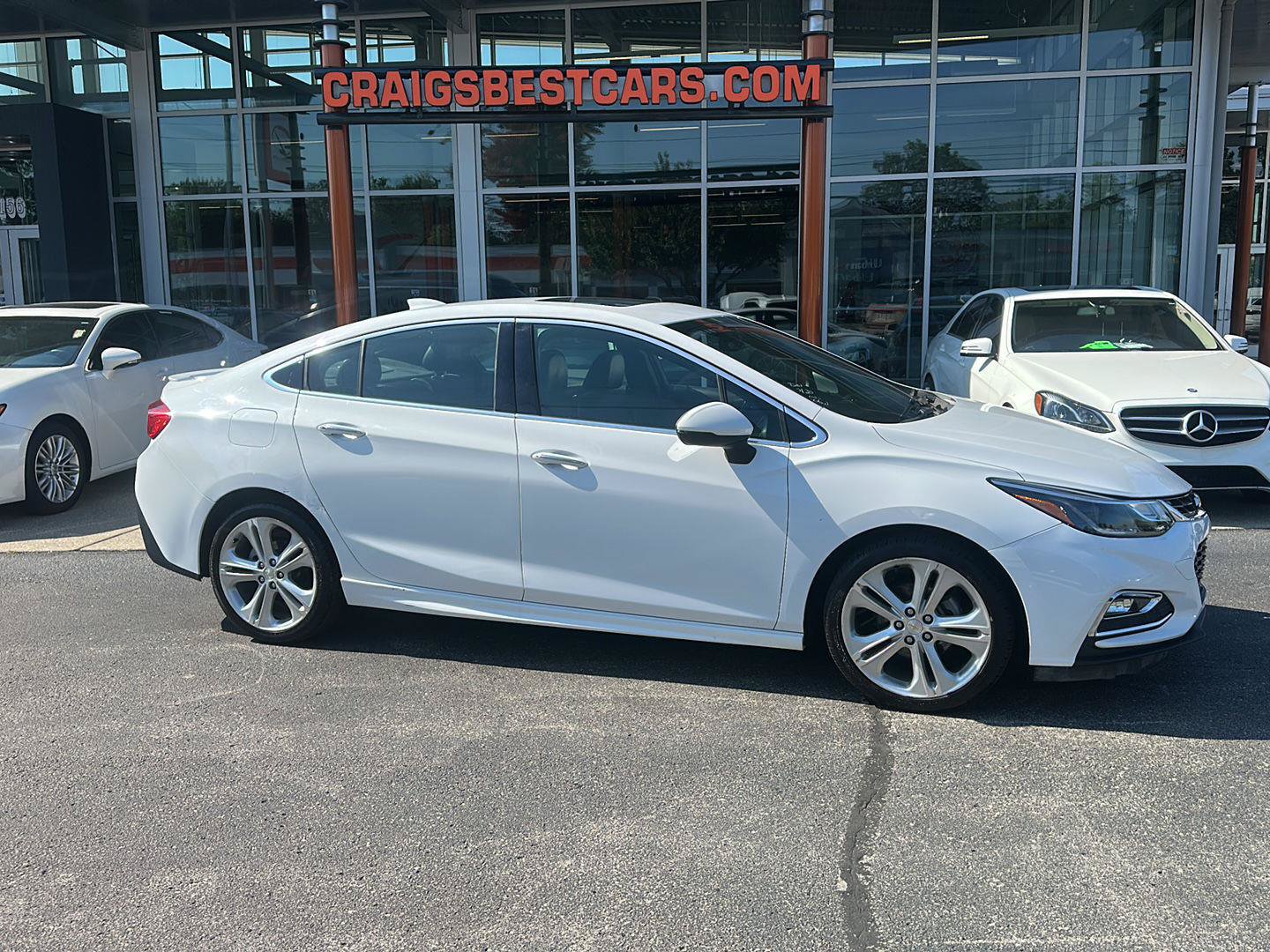 Used 2016 Chevrolet Cruze Premier FWD image 1