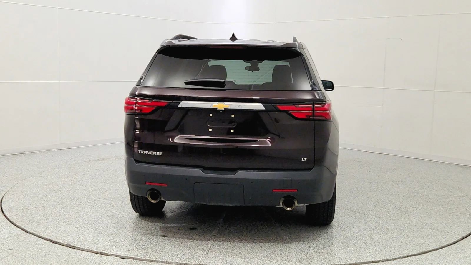 Used 2023 Chevrolet Traverse LT image 6