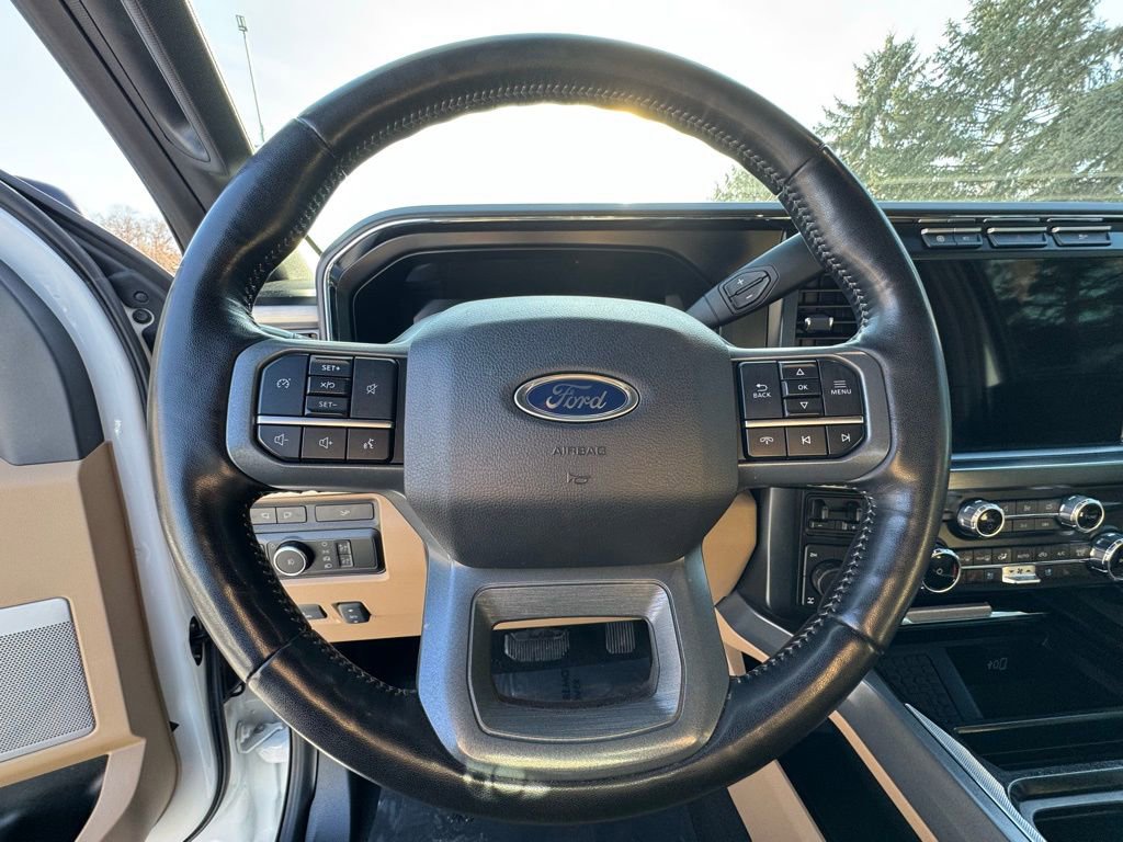 Used 2024 Ford F350 Lariat w/ Sport Appearance Package image 24