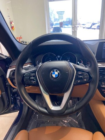 Used 2018 BMW 530i w/ Premium Package image 27