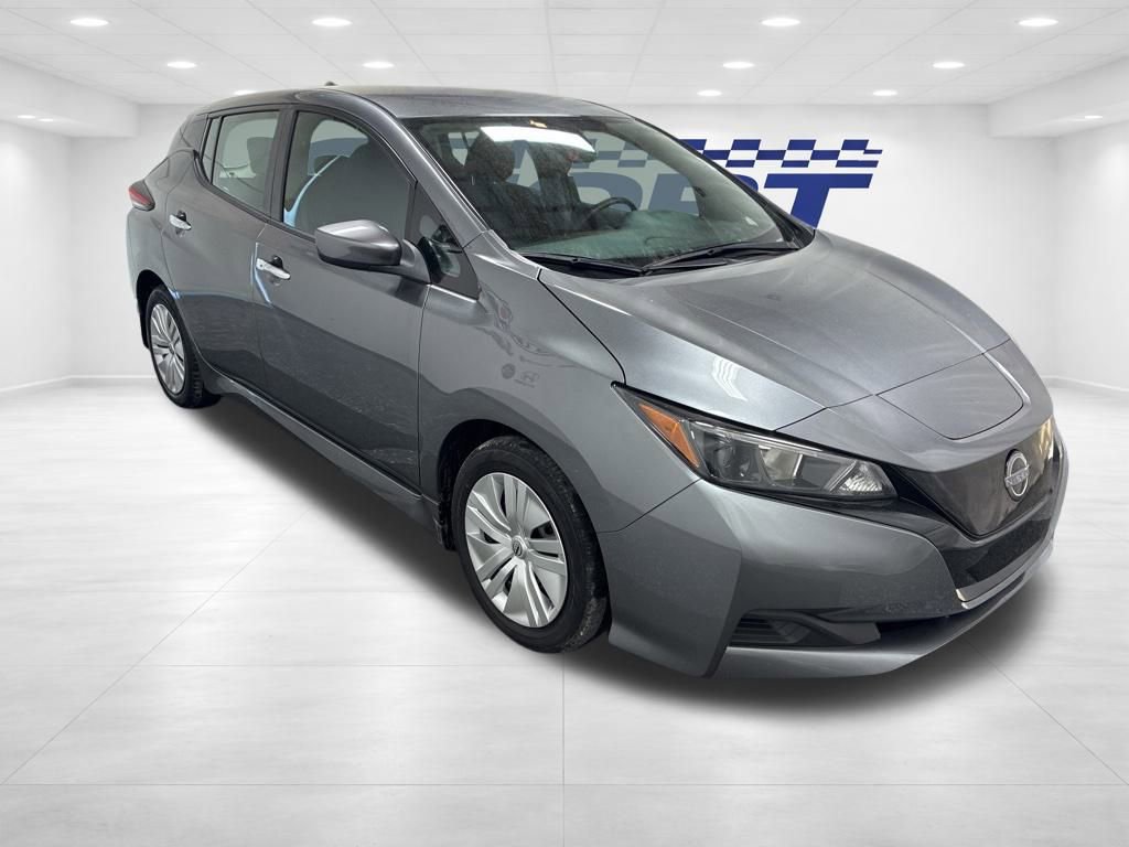 Used 2023 Nissan Leaf S video 3