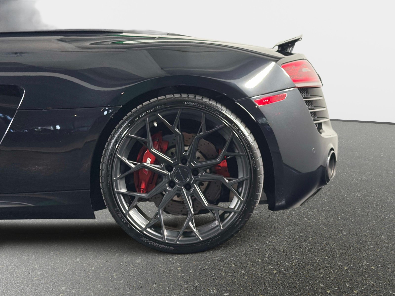 Used 2014 Audi R8 V10 AWD/4WD image 15