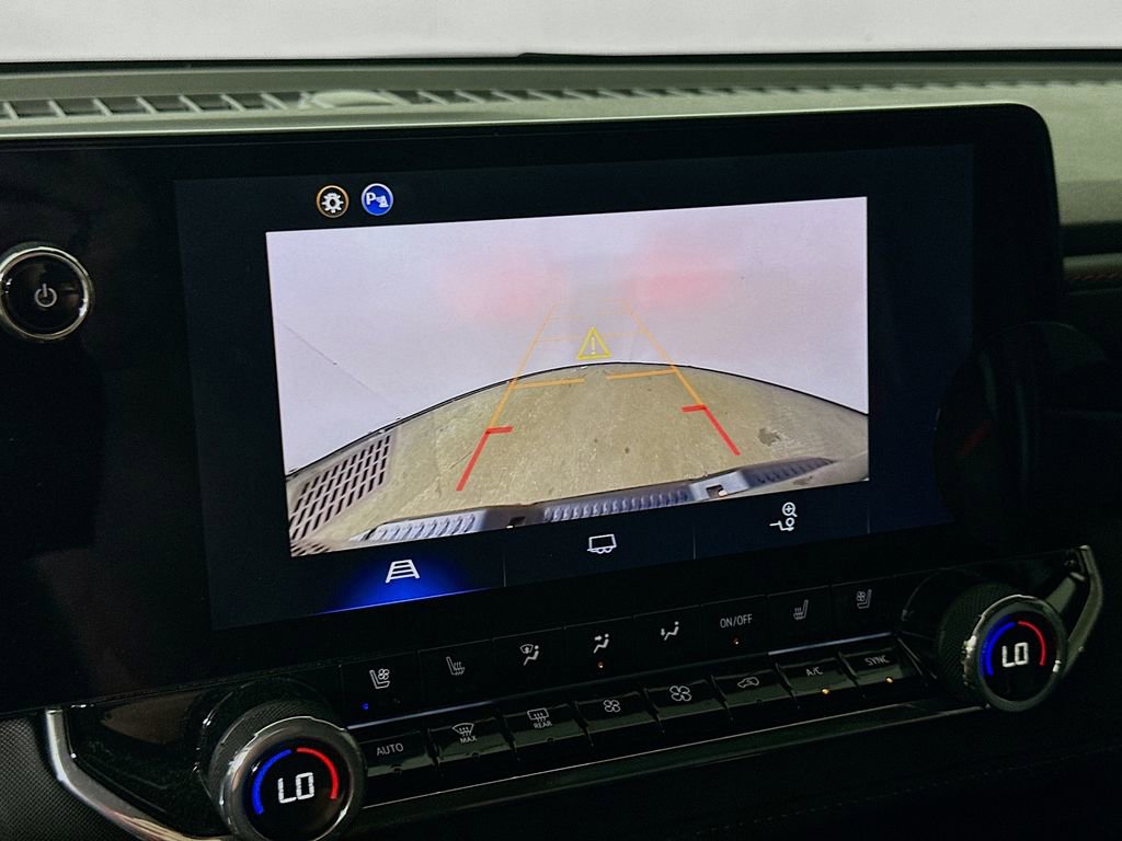 Used 2025 Chevrolet Colorado Z71 w/ Z71 Convenience Package 2 image 10