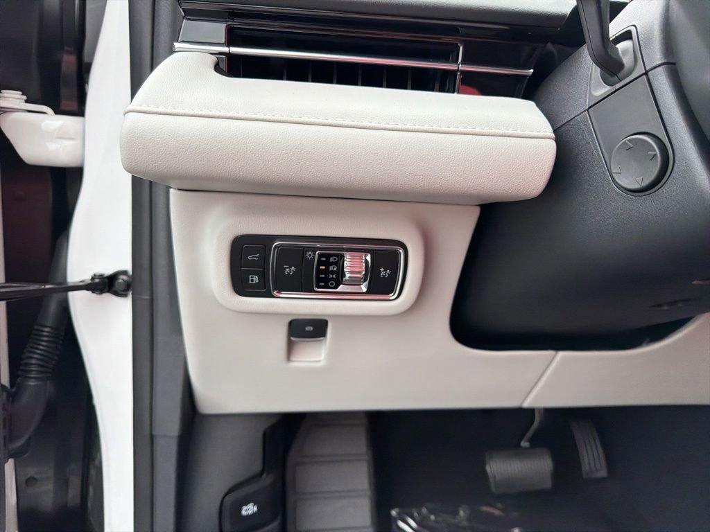 New 2026 Lincoln Nautilus Reserve AWD/4WD image 27