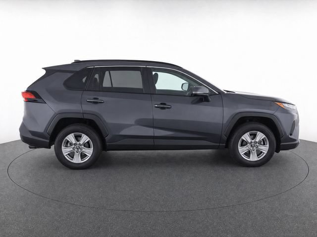 Used 2025 Toyota RAV4 XLE AWD/4WD image 8