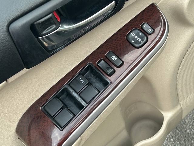 Used 2012 Toyota Camry XLE FWD image 12
