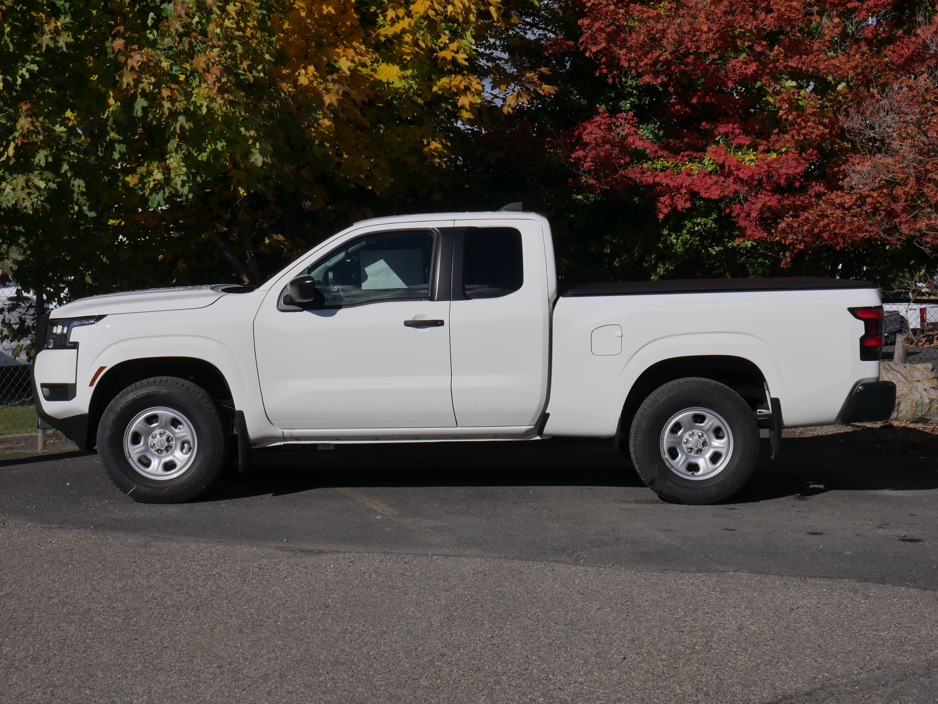 New 2026 Nissan Frontier S image 15